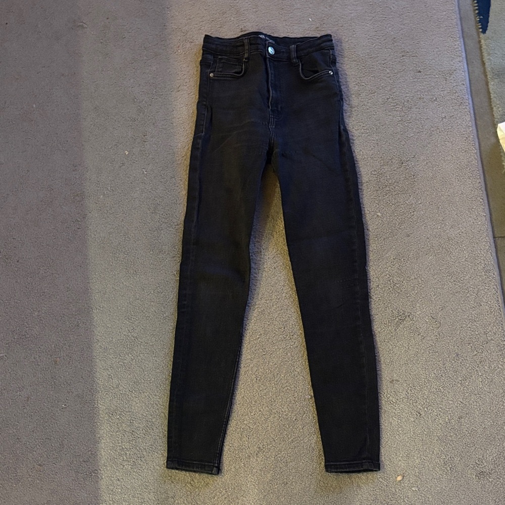 Zara Women's Black Skinny Jeans
